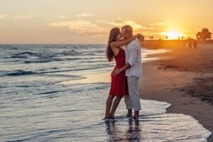 Read more about the article Things to Consider Before Planning a Couples Vacation