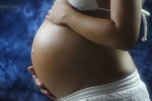 Read more about the article How To Inform Your Best Friend That You’re Pregnant