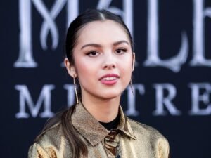 Read more about the article Olivia Rodrigo – Who Is She?