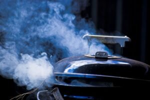 Read more about the article Why You Shouldn’t Wait to Clean Grill Grease Off Concrete