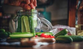 HOW TO SAFELY USE HOMEMADE VINEGAR IN PICKLING
