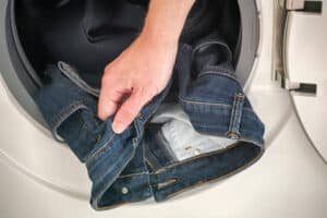 Read more about the article Simple Step-by-Step Instructions for Washing Denim