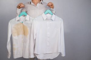 Read more about the article Best way to get yellow stains out of white clothing