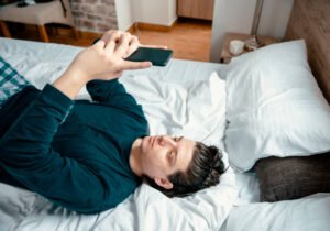 Read more about the article 5 reasons you feel weird around him